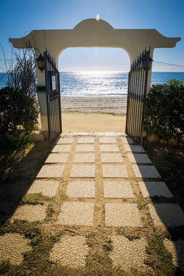 Holidays2Riviera Sea Side Front Beach Sitio de Calahonda Kültér fotó