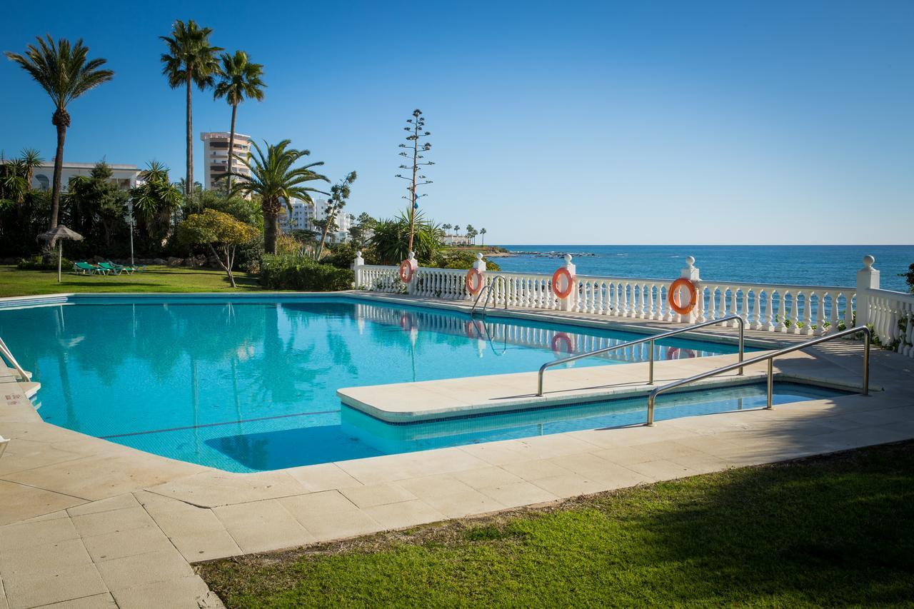 Holidays2Riviera Sea Side Front Beach Sitio de Calahonda Kültér fotó